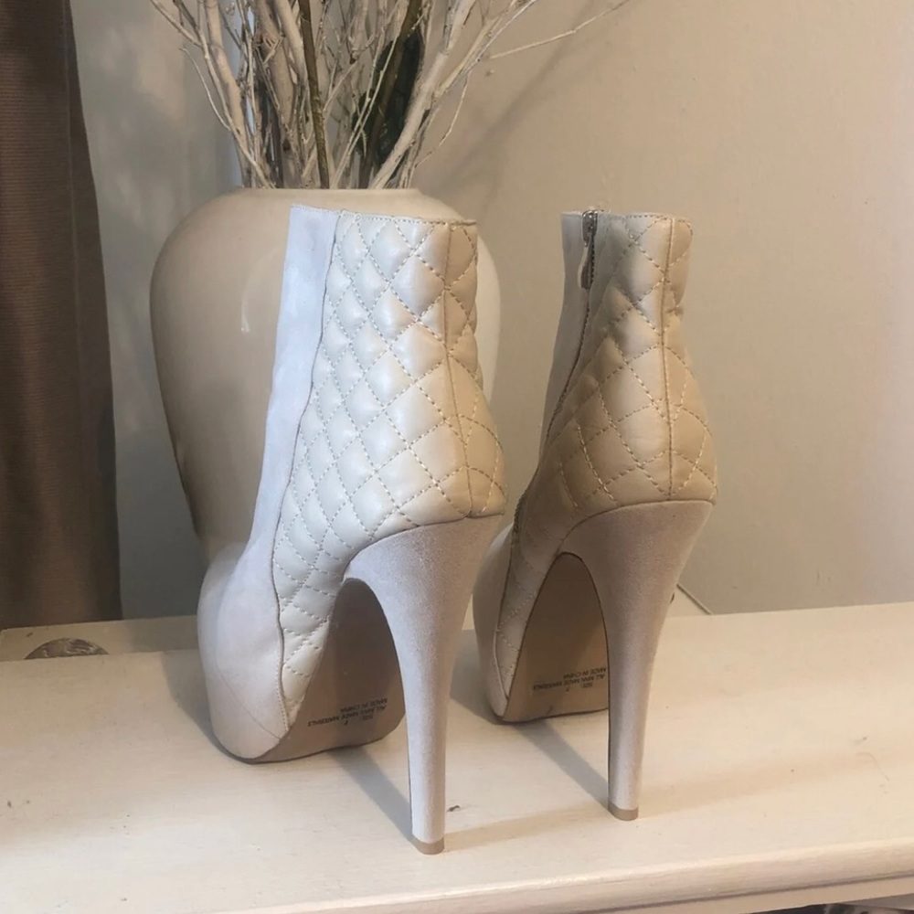 Platform booties. - Picture 4 of 4